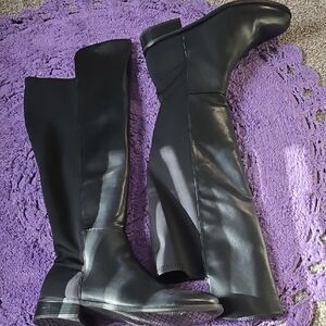 Women's Black Knee-High Boots